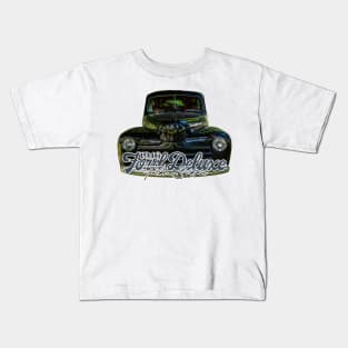 1946 Ford Deluxe Tudor Sedan Kids T-Shirt